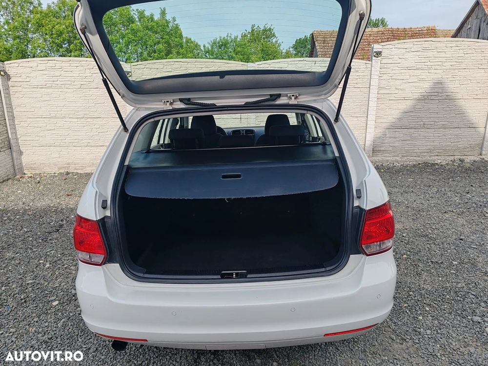 Volkswagen Golf - 14