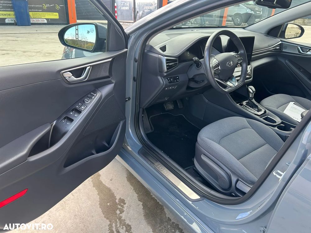 Hyundai IONIQ Plug-in-Hybrid 1.6 GDI Style - 14