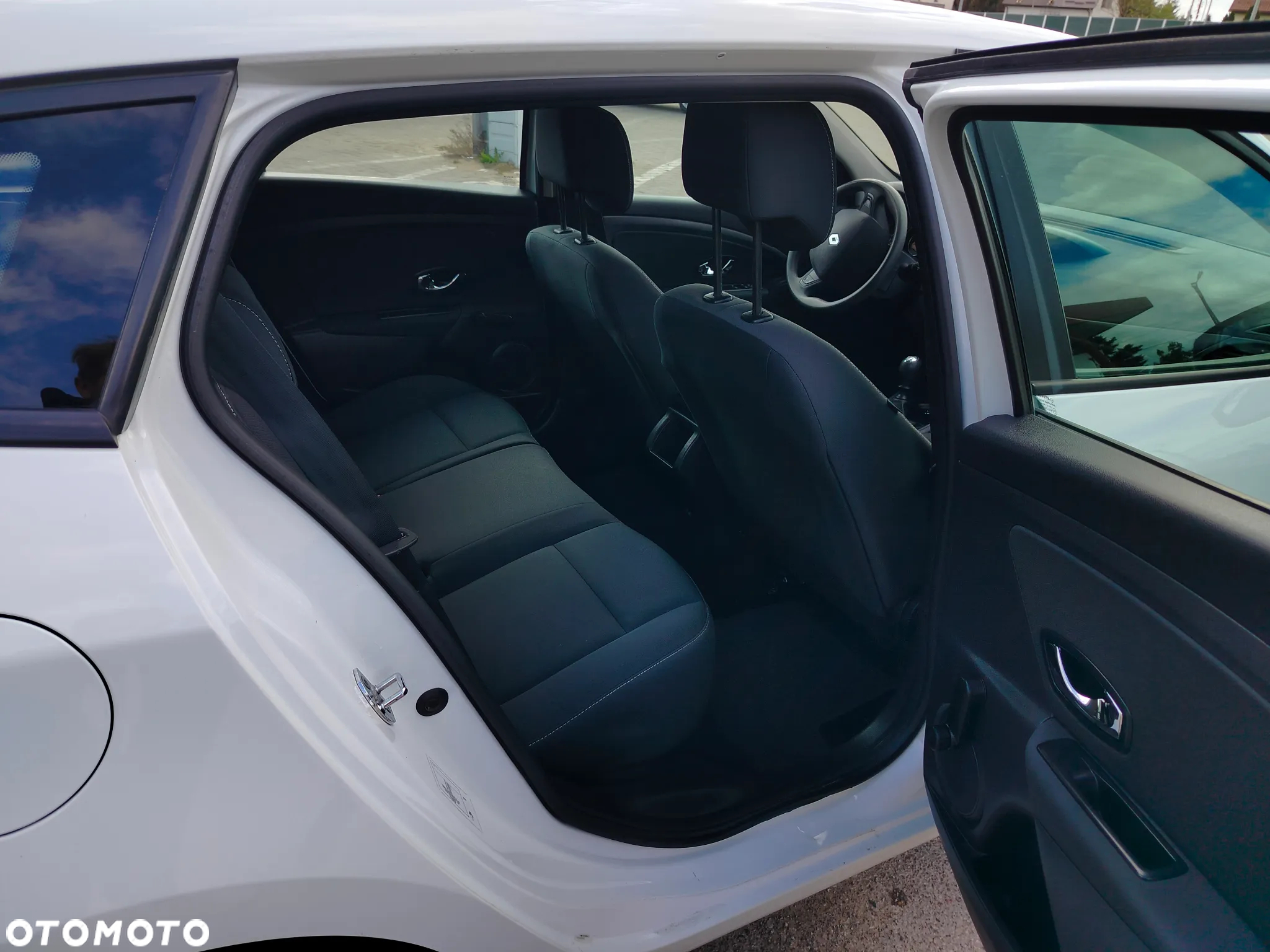 Renault Megane 1.6 16V 110 LIMITED - 16