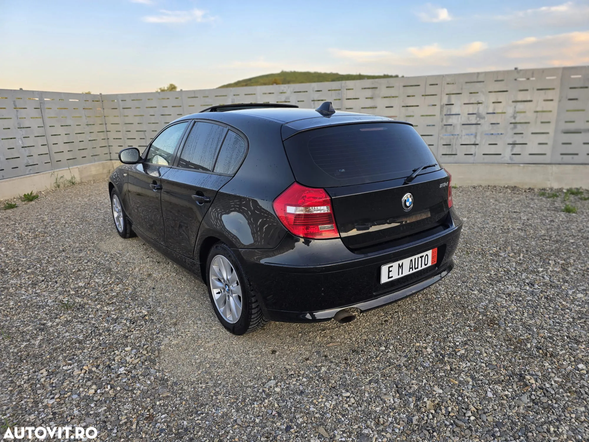 BMW Seria 1 116d Sport Line - 3