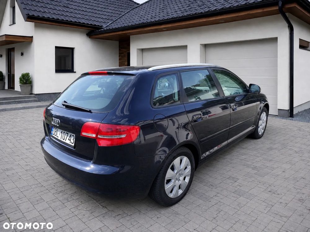 Audi A3 Sportback 1.4 TFSI Attraction - 8