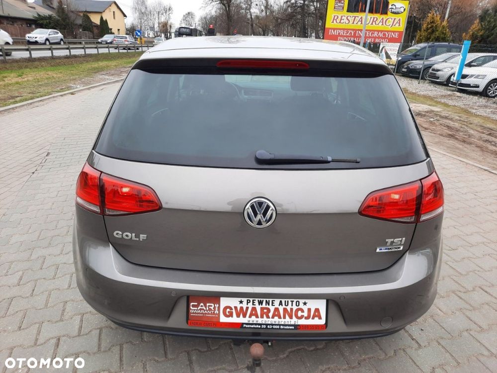 Volkswagen Golf - 8