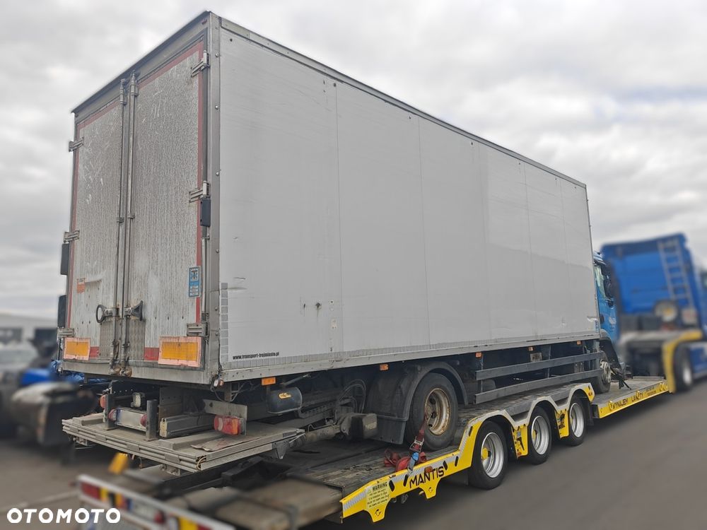 ZABUDOWA CHŁODNIA DŁU 6,35m SZER 2,60m WYS 2,70m PODRAM 0,86m - 1