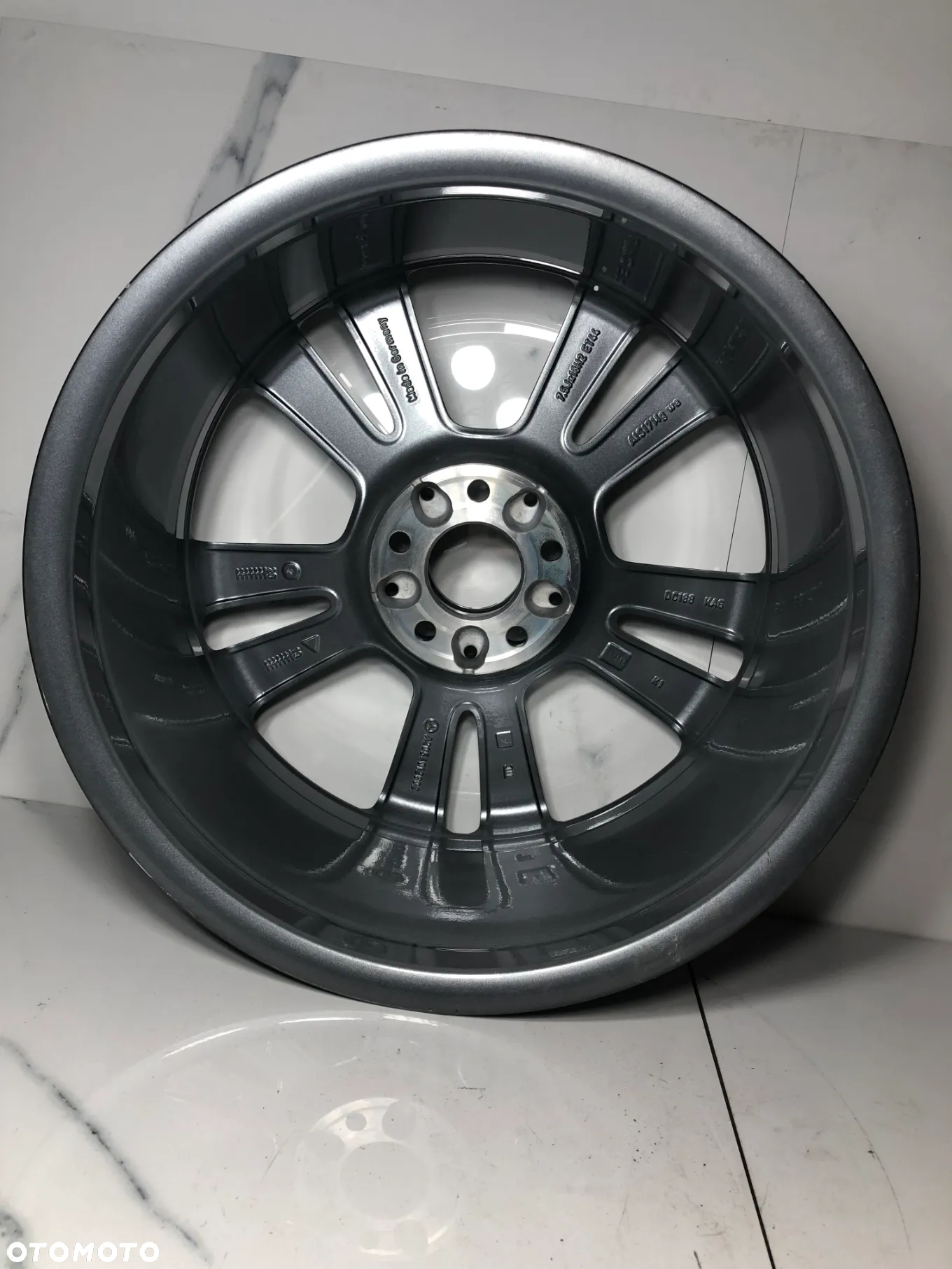 FELGA MERCEDES 205 7,5J X 18 CALI ET44 A2054012802     POTESTOWA MINIMALNY PRZEBIEG - 8