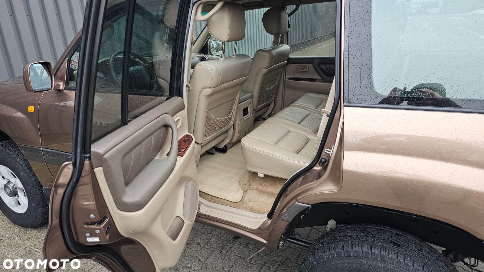 Toyota Land Cruiser 4.7 V8 - 28