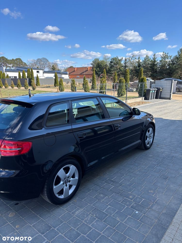 Audi A3 Sportback 2.0 TDI DPF Ambition - 4