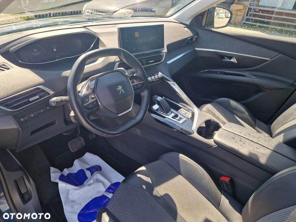 Peugeot 3008 - 16