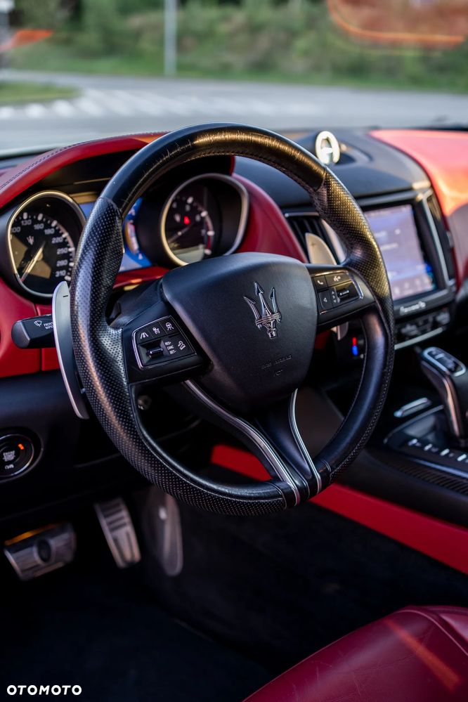 Maserati Levante - 14