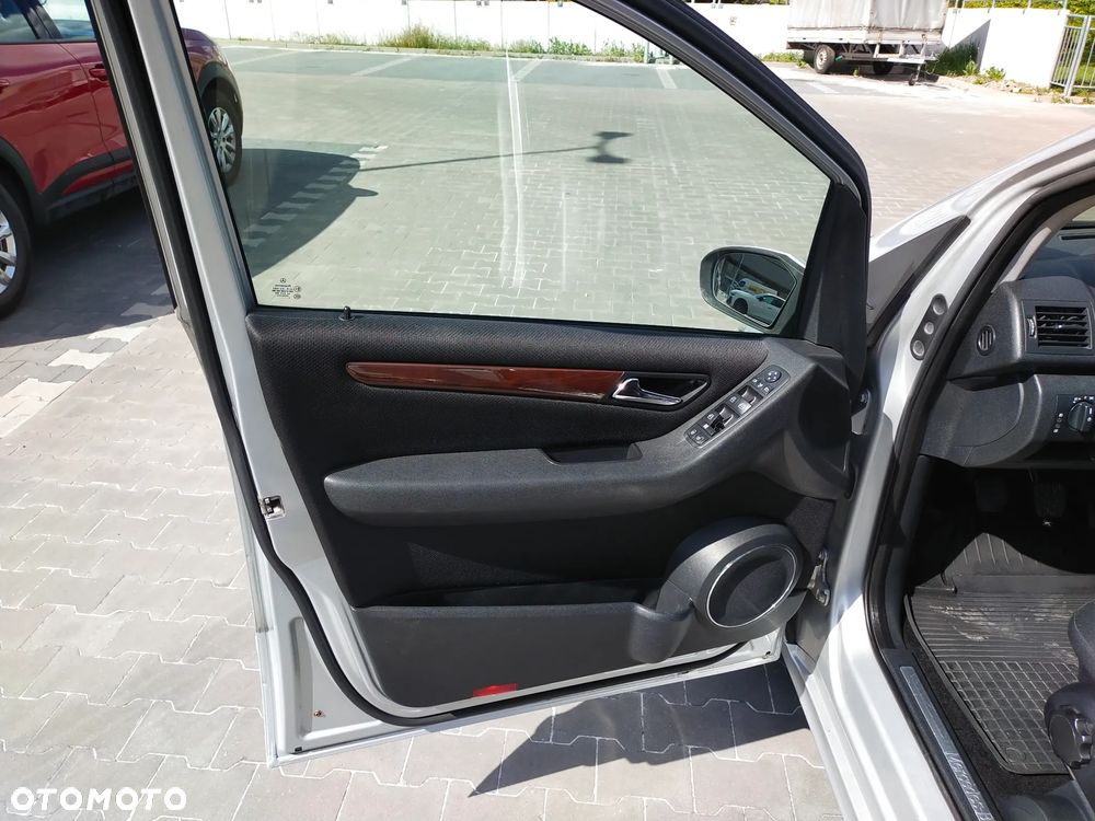 Mercedes-Benz Klasa A 180 CDI Elegance Edition 10 - 8