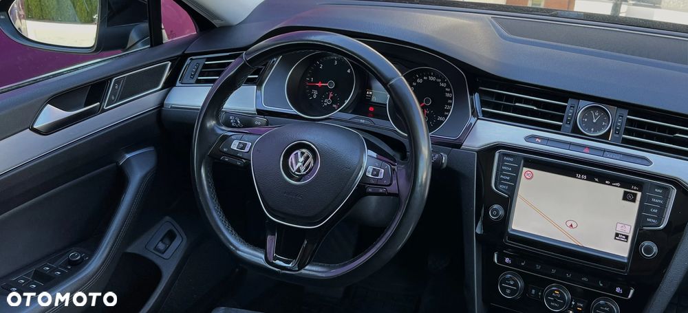 Volkswagen Passat 2.0 TDI BMT Highline - 16
