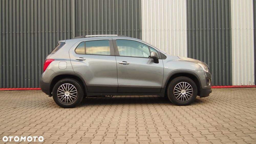 Chevrolet Trax 1.6 LS - 30