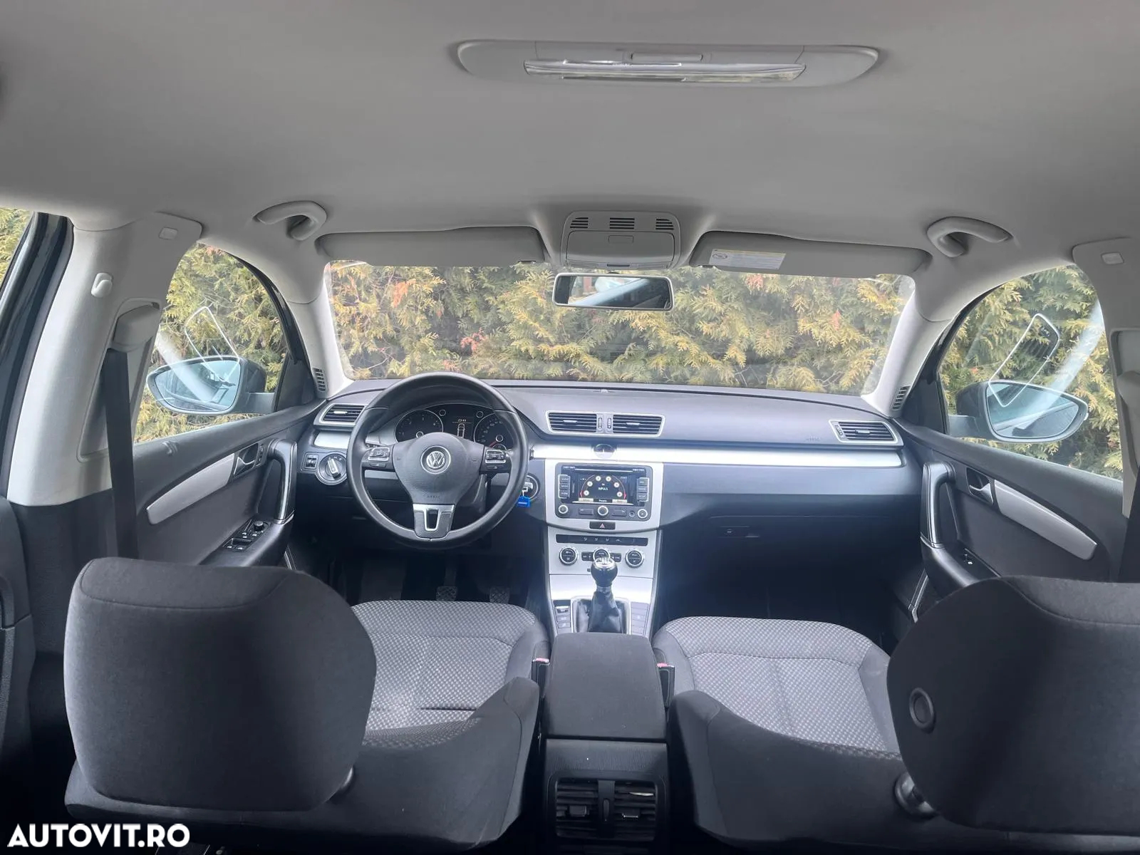 Volkswagen Passat Variant 1.6 TDI BlueMotion - 6