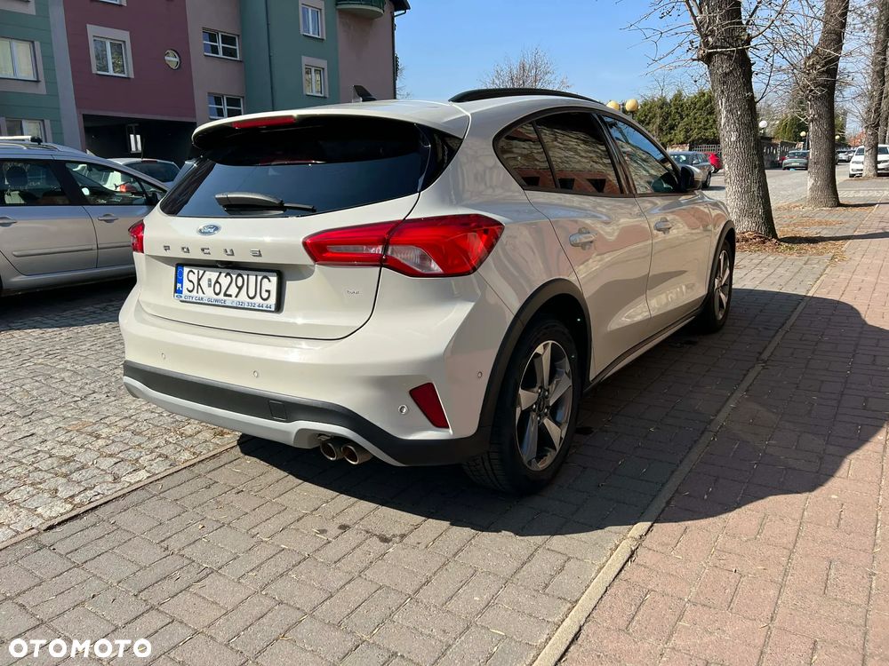 Ford Focus 1.0 EcoBoost Active - 3