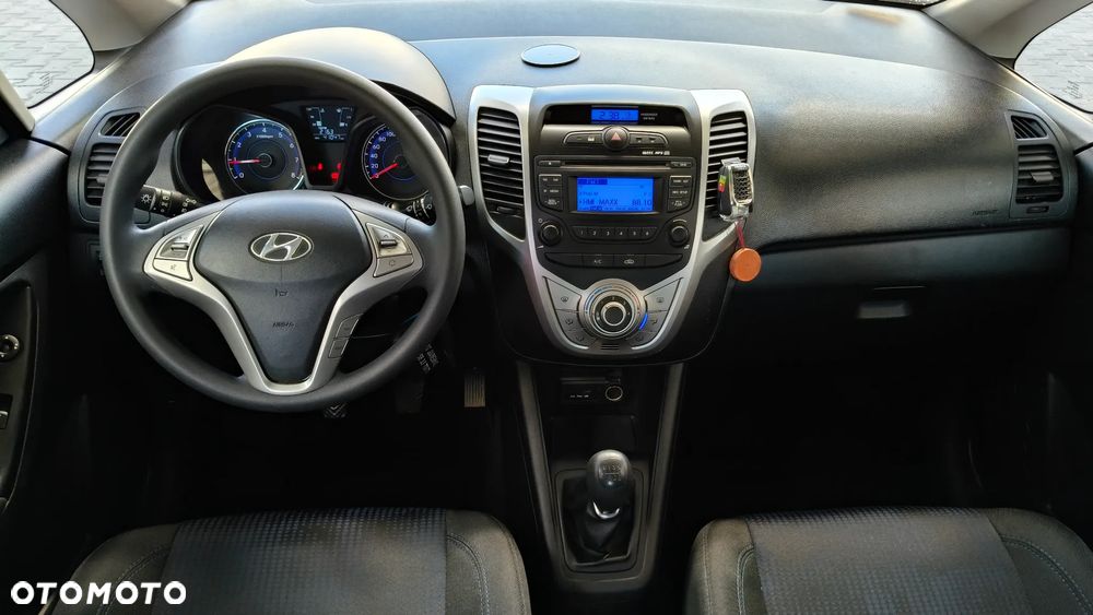 Hyundai ix20 1.6 Trend - 17