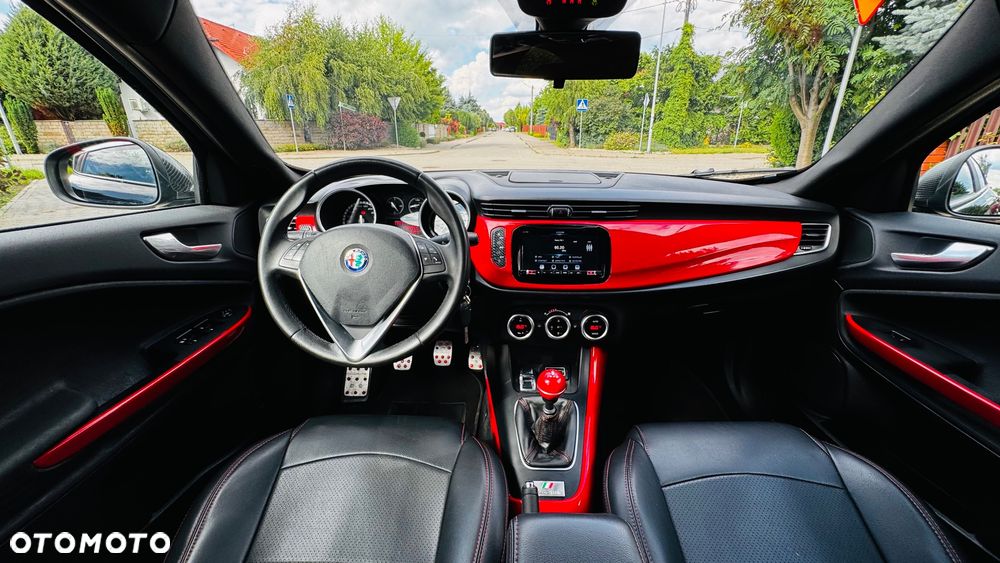 Alfa Romeo Giulietta 1.6 JTDM 16V Veloce - 2