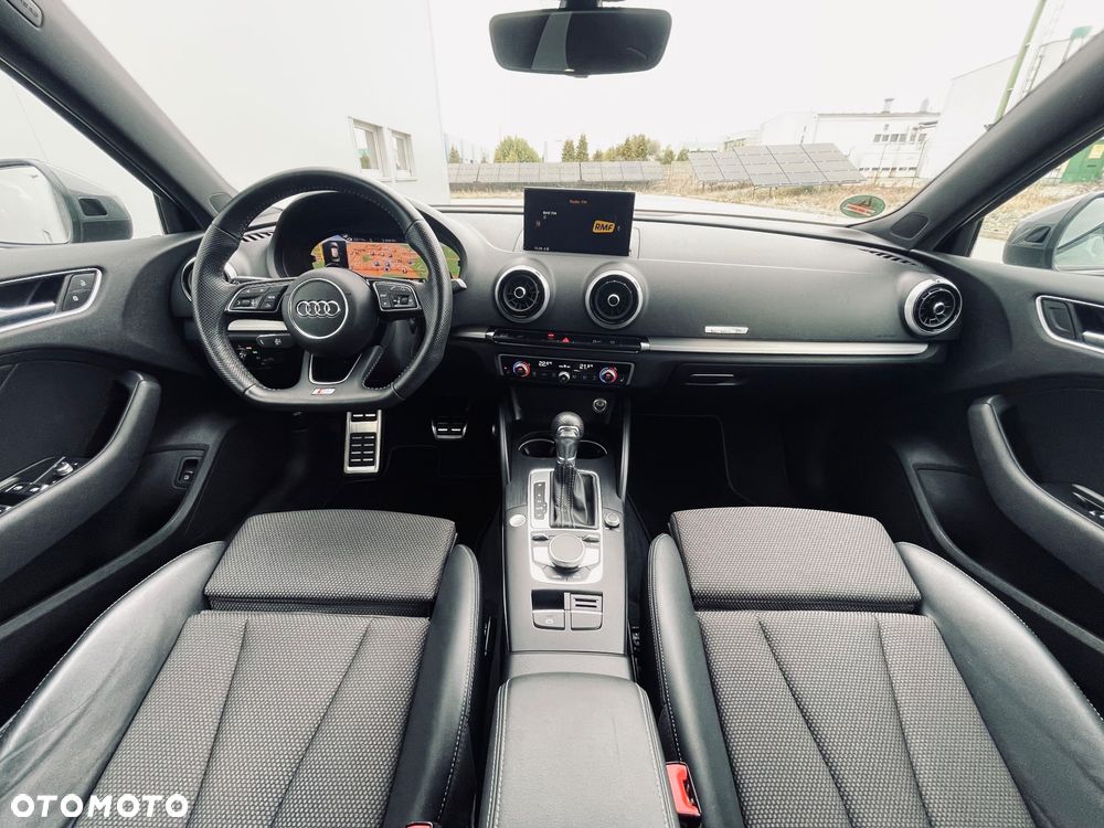 Audi A3 Sportback - 32