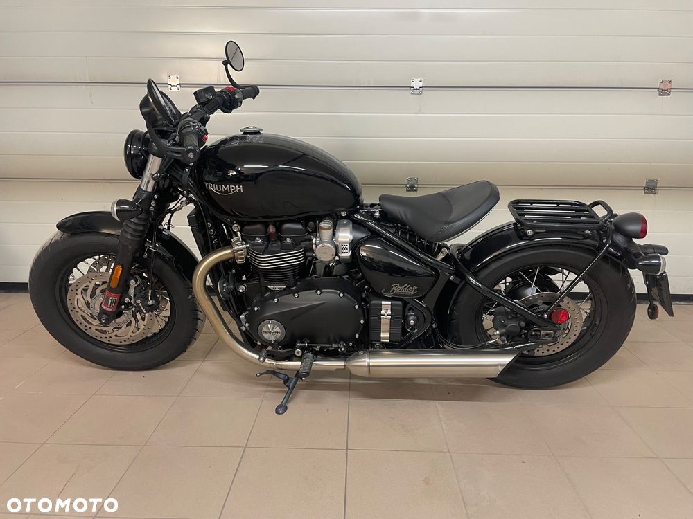 Triumph Bonneville Bobber - 1