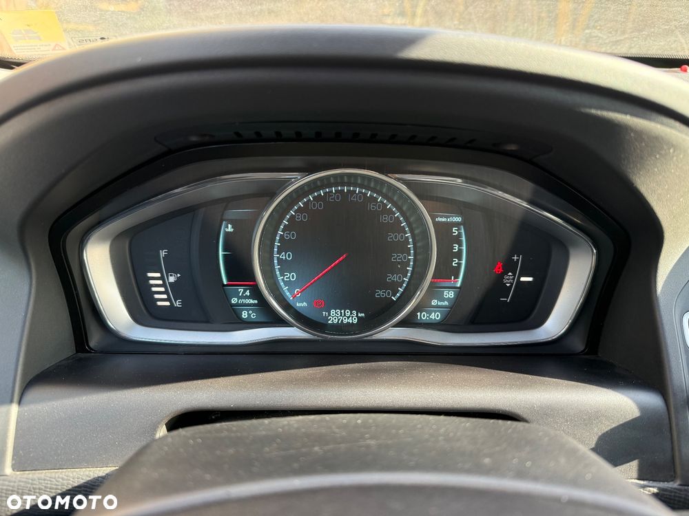 Volvo XC 60 D4 AWD Momentum - 7