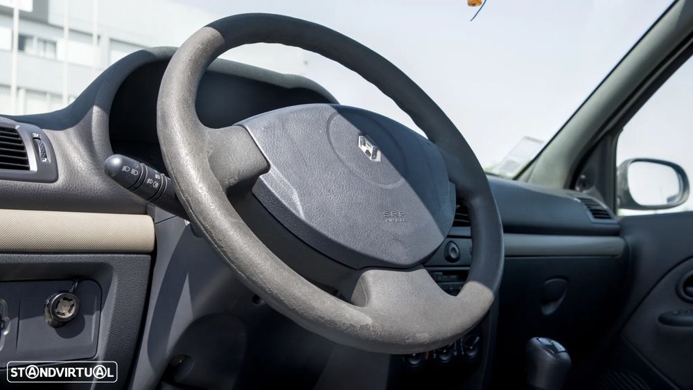 Renault Clio 1.5 dCi Confort Dynamique - 8
