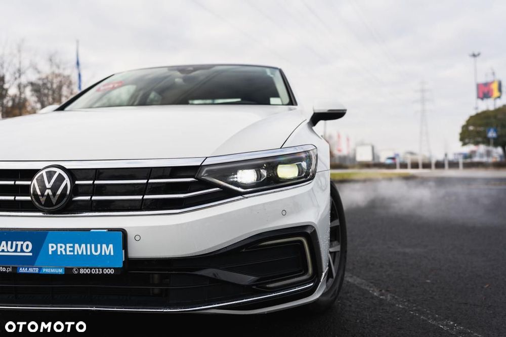 Volkswagen Passat - 6