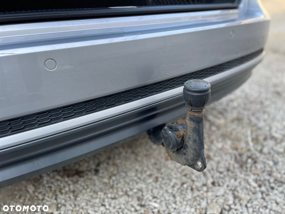 Audi A4 Avant 2.0 TDI DPF clean diesel quattro S tronic S line Sportpaket - 24