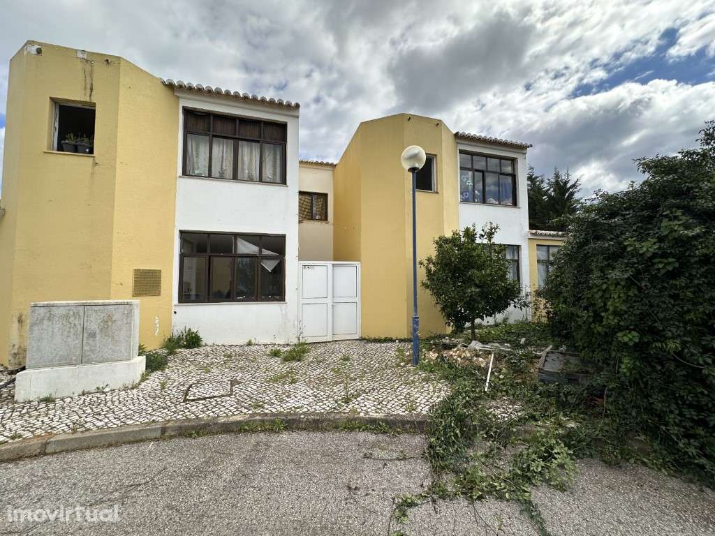 Conjunto de 9 unidades em Porches para investimento - Grande imagem: 4/18