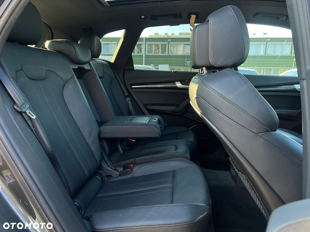 Audi SQ5 - 30