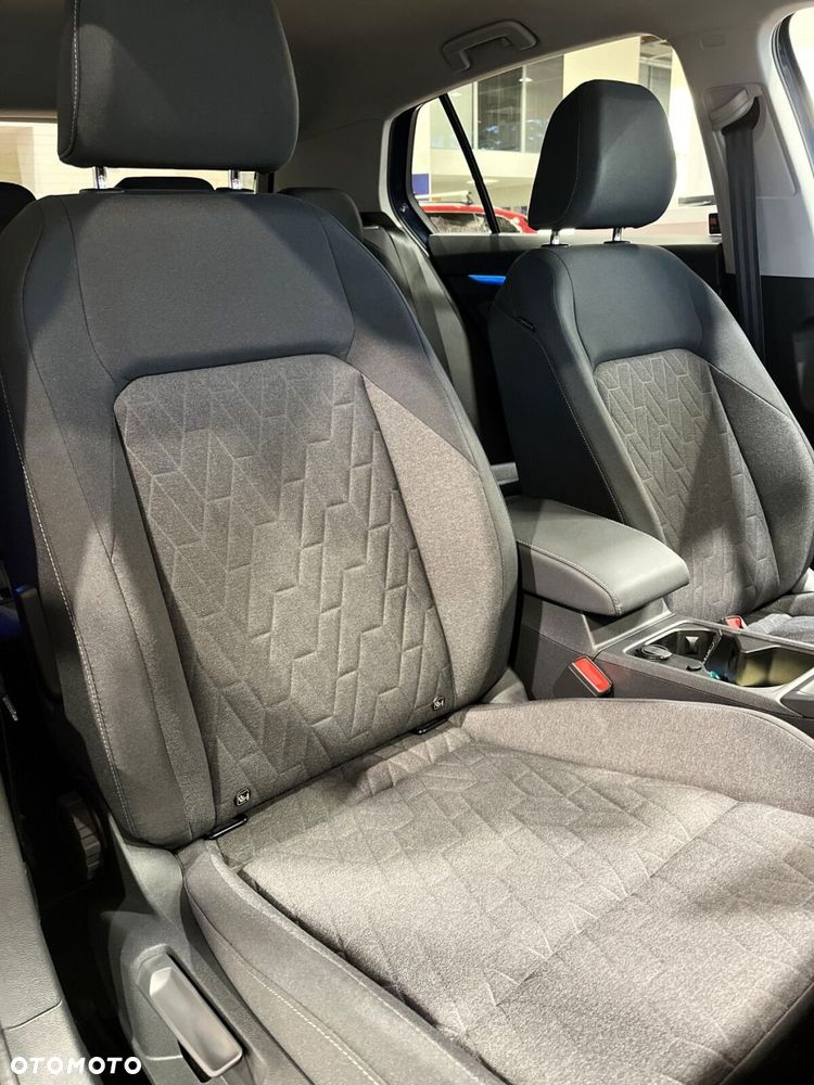Volkswagen Golf 1.5 eTSI mHEV Life Plus DSG - 35
