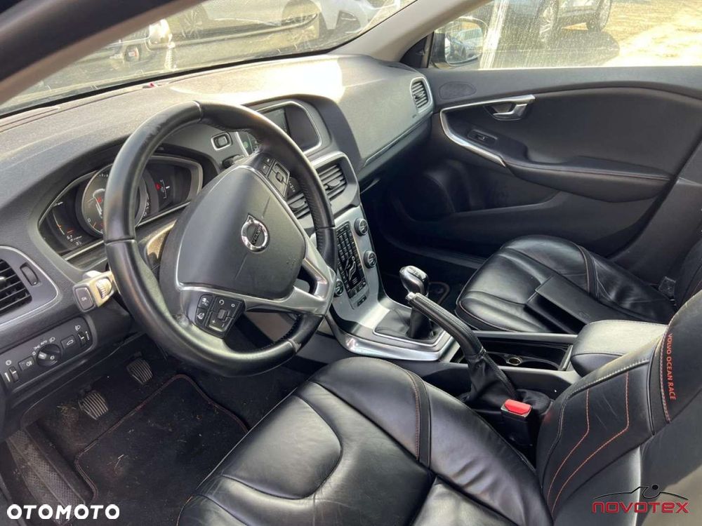 Volvo V40 D2 Ocean Race - 5