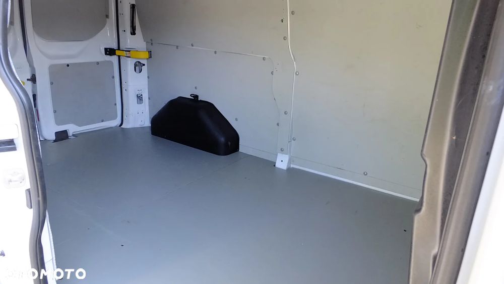 Ford Transit Custom - 8