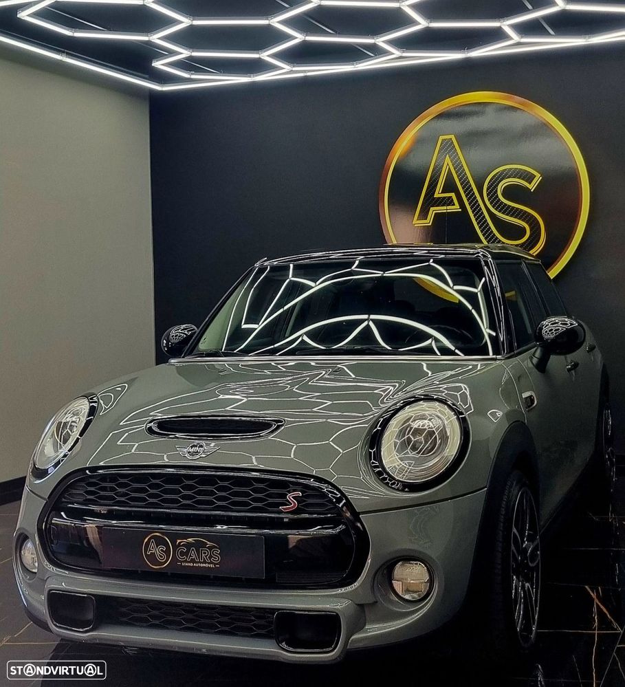 MINI 5 Portas Cooper S Auto - 24