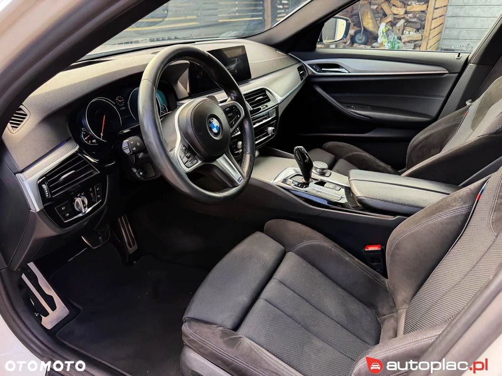 BMW Seria 5 520d M Sport sport - 23