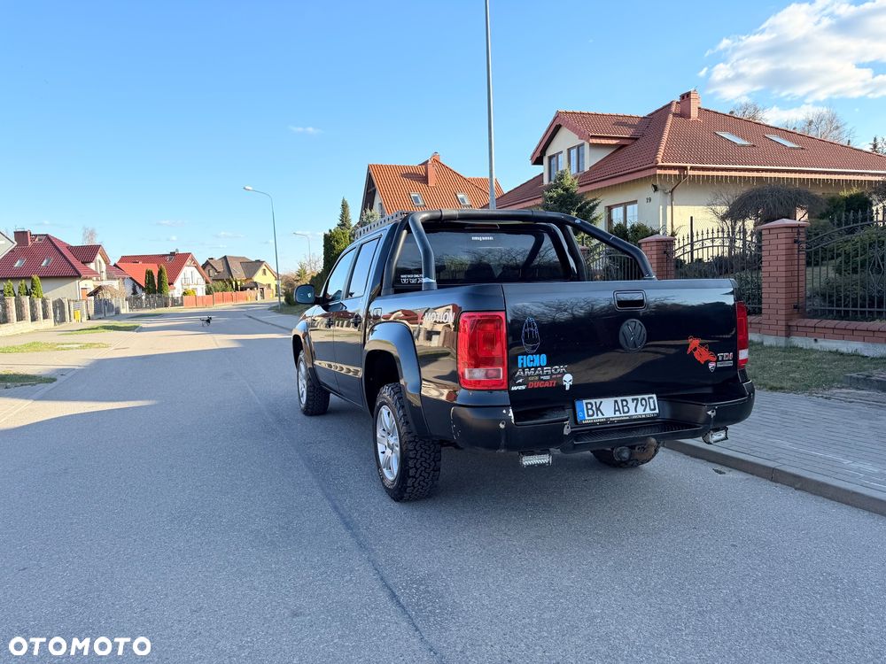 Volkswagen Amarok - 15