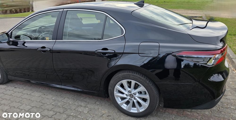 Toyota Camry 2.5 Hybrid Comfort CVT - 3