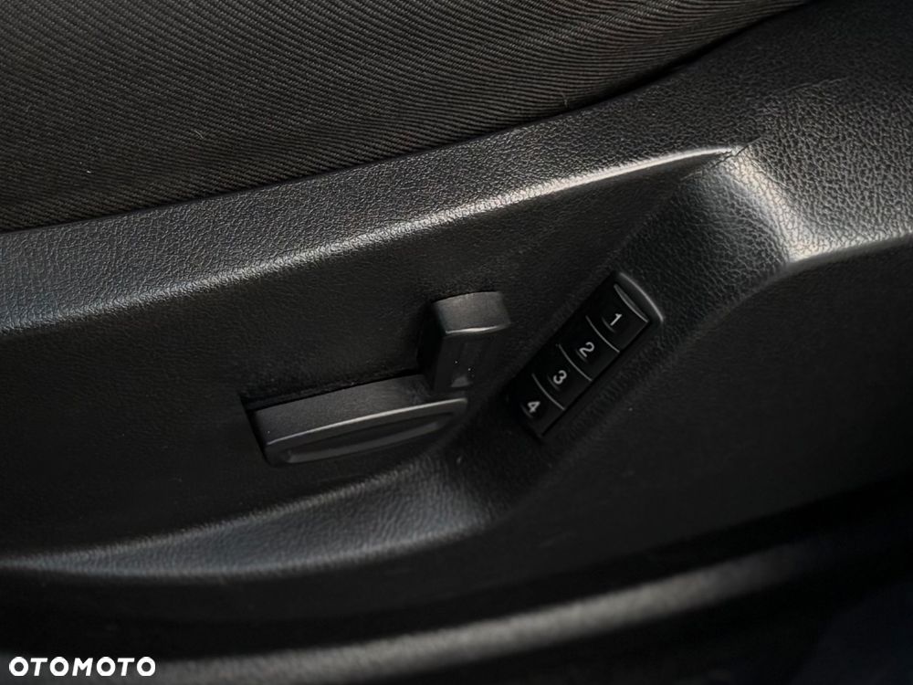Ford Galaxy 2.0 Titanium - 8
