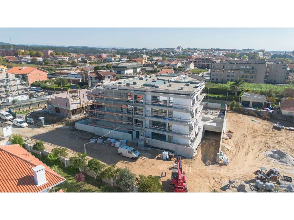 Apartamento T2 com Terraço A 400 Metros da Praia - Grande imagem: 2/16