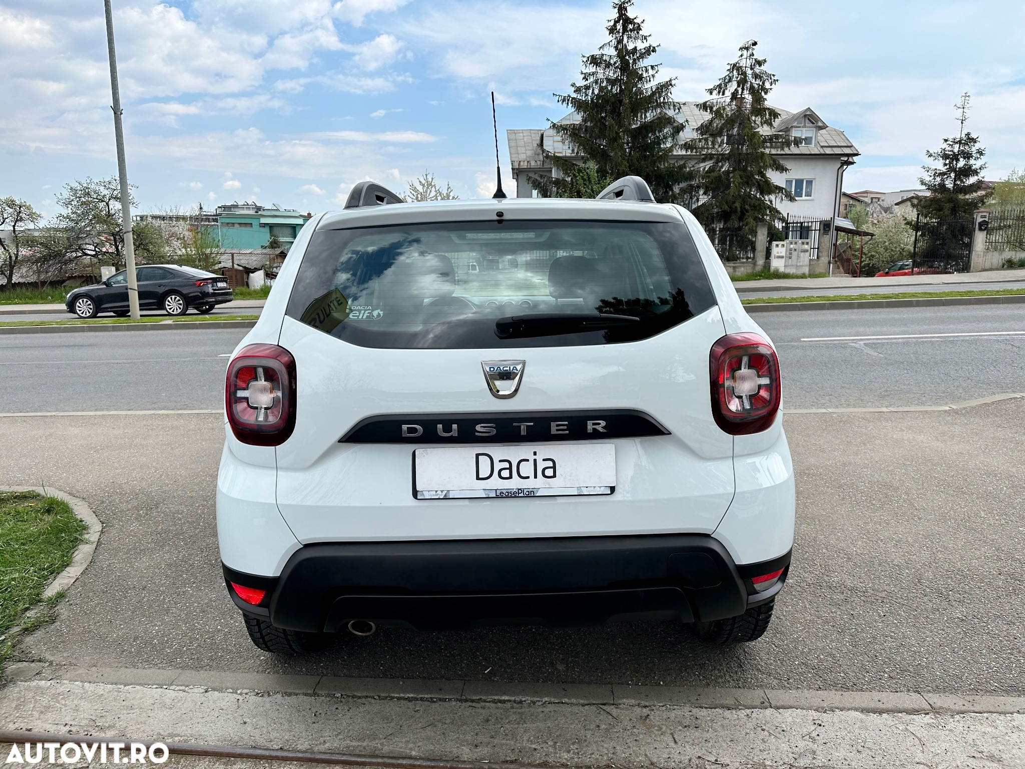 Dacia Duster 1.5 Blue dCi 4WD Comfort - 11