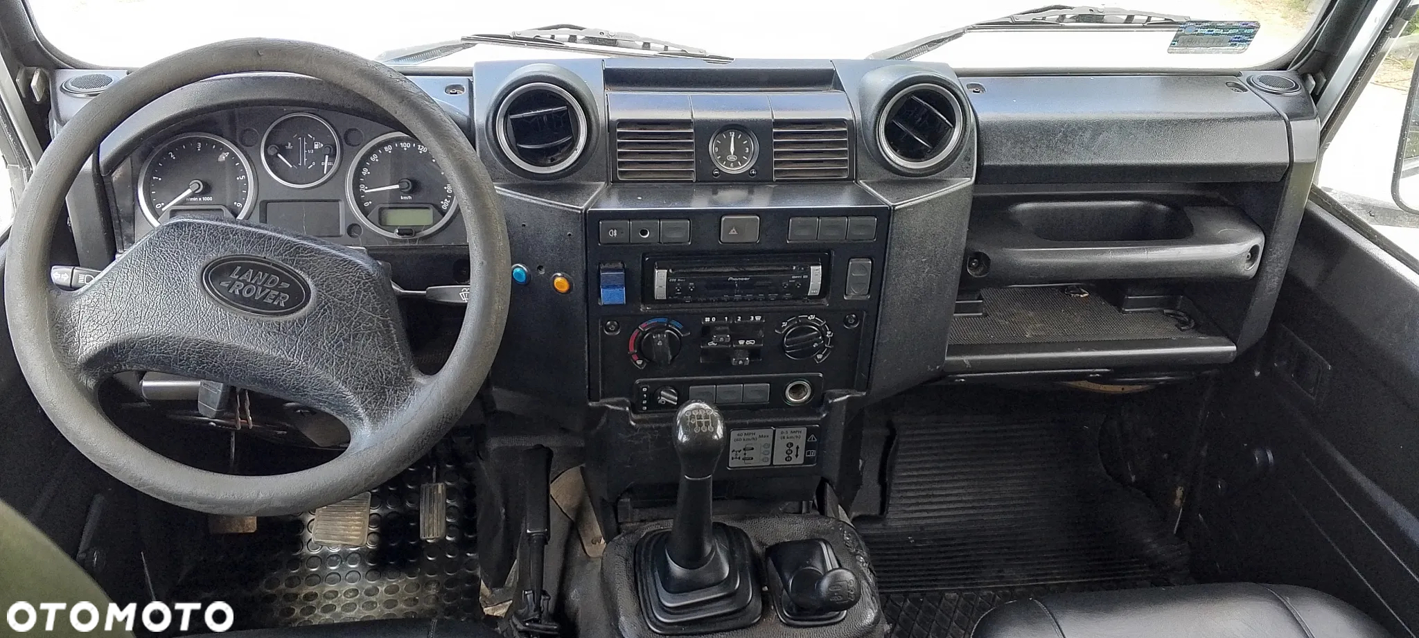 Land Rover Defender 110 2.4TD4 CrewCab S - 11