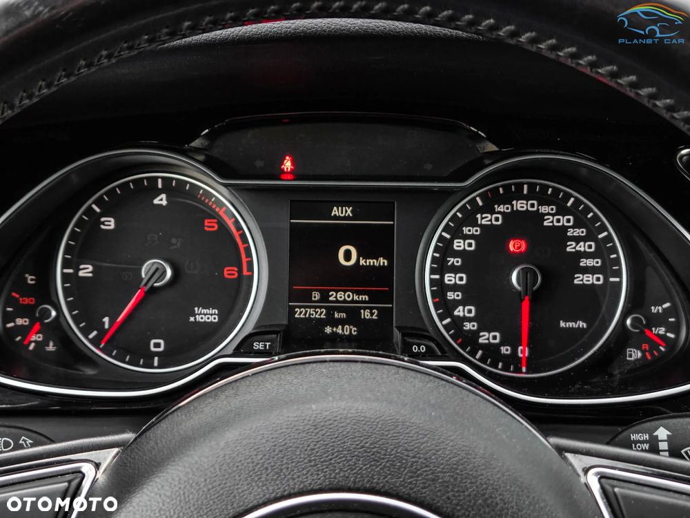 Audi A4 Avant 2.0 TDI DPF quattro S line Sportpaket - 26