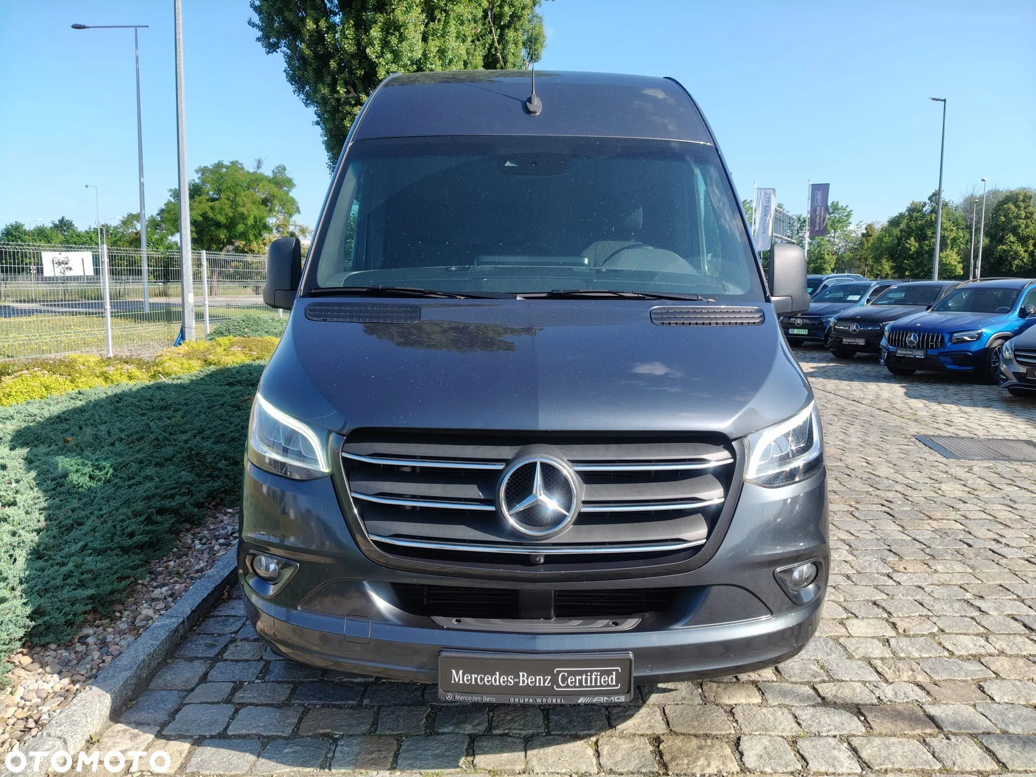 Mercedes-Benz Sprinter 319 Furgon L4H2 - 2