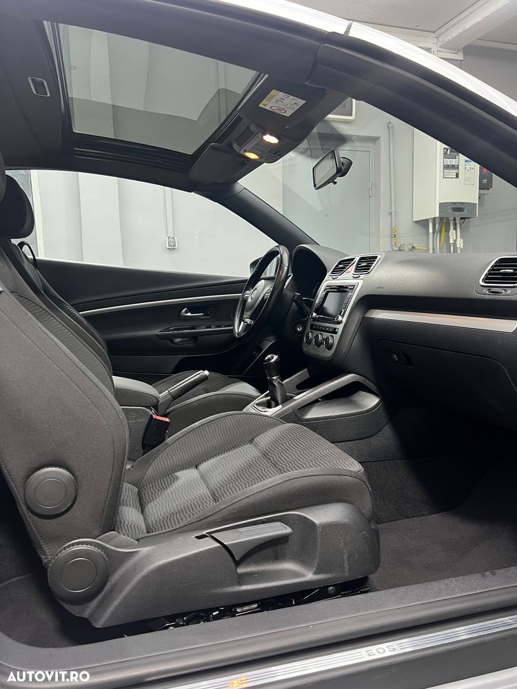 Volkswagen Eos 2.0 TDI DPF BlueMotion Technology - 16