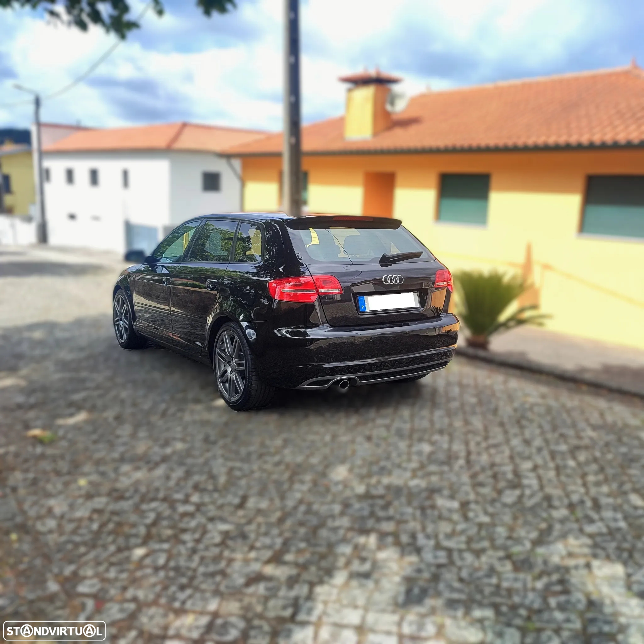 Audi A3 Sportback 1.6 TDI S line Sport Pack - 5
