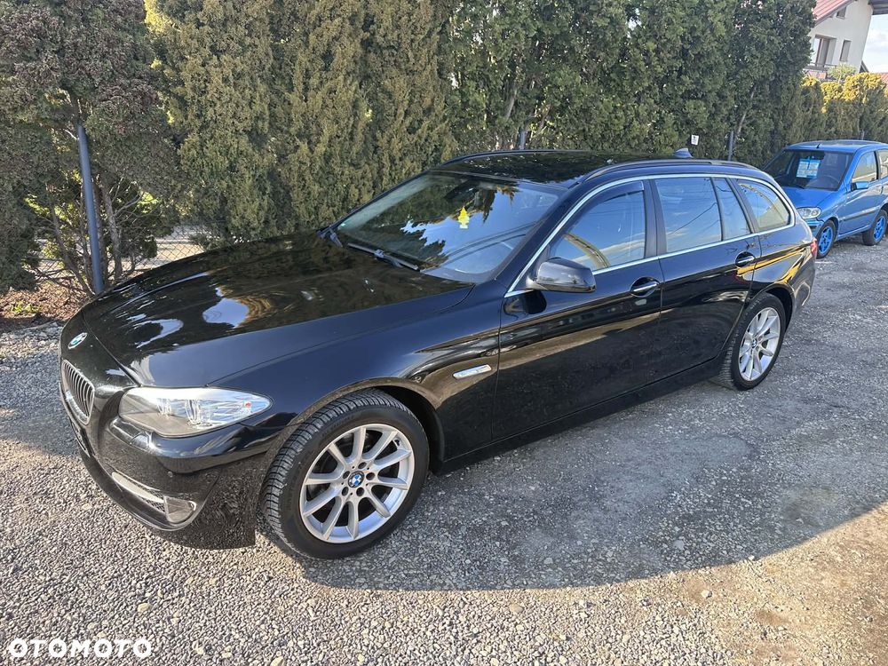 BMW Seria 5 520d Sport-Aut - 3