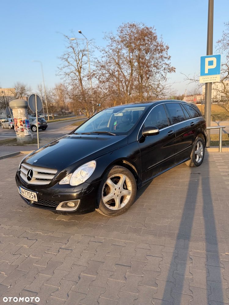 Mercedes-Benz Klasa R 500 4-Matic - 21