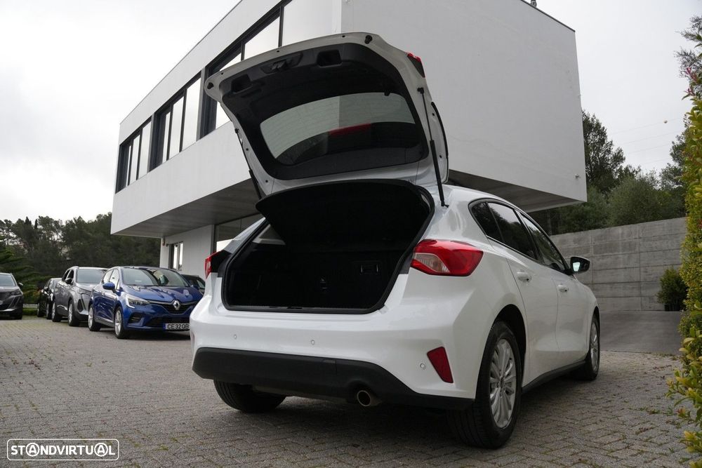 Ford Focus 1.0 EcoBoost MHEV Titanium - 32