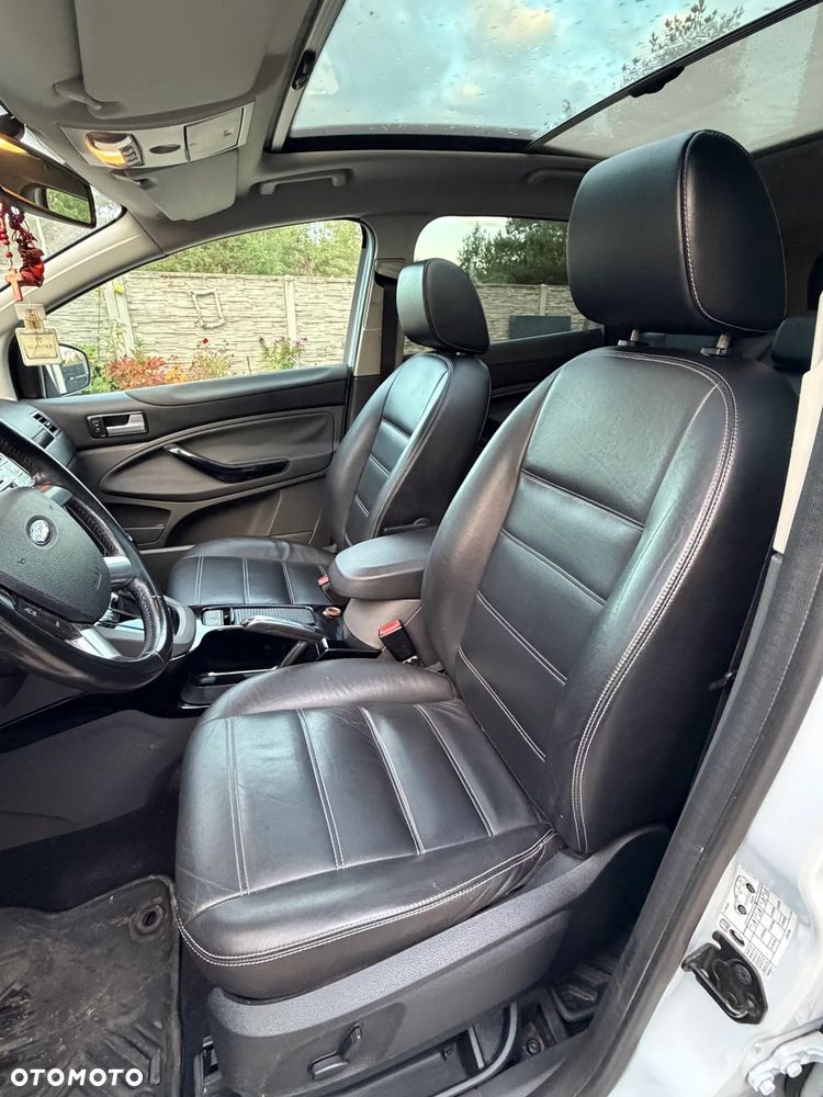 Ford Kuga 2.0 TDCi 4x4 Titanium - 11