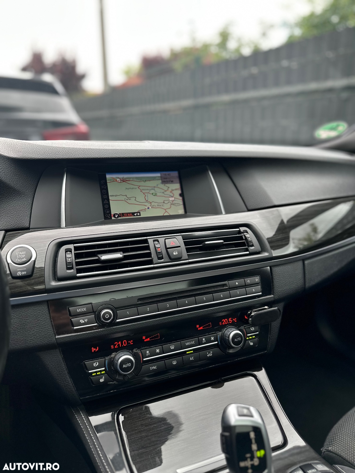 BMW Seria 5 520d xDrive Touring Aut. M Sport Edition - 27