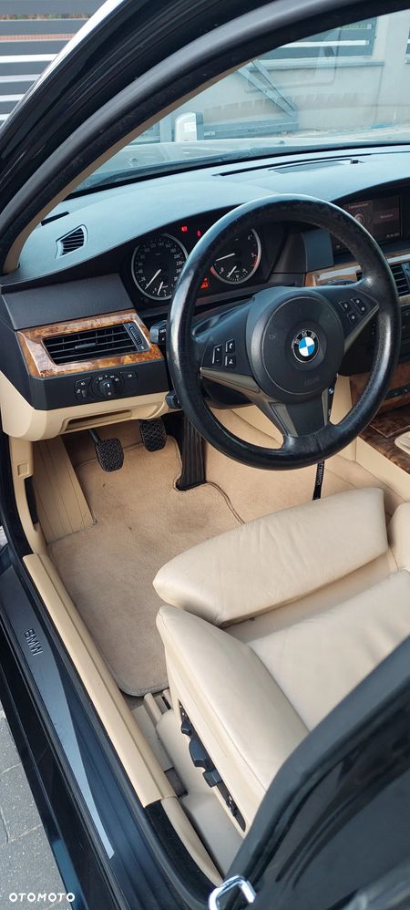BMW Seria 5 530d - 31