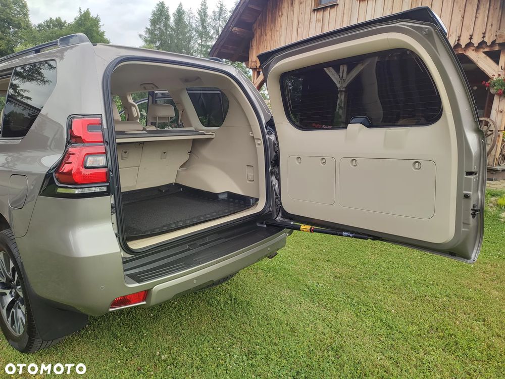 Toyota Land Cruiser LC 2.8 D-4D Prestige - 29