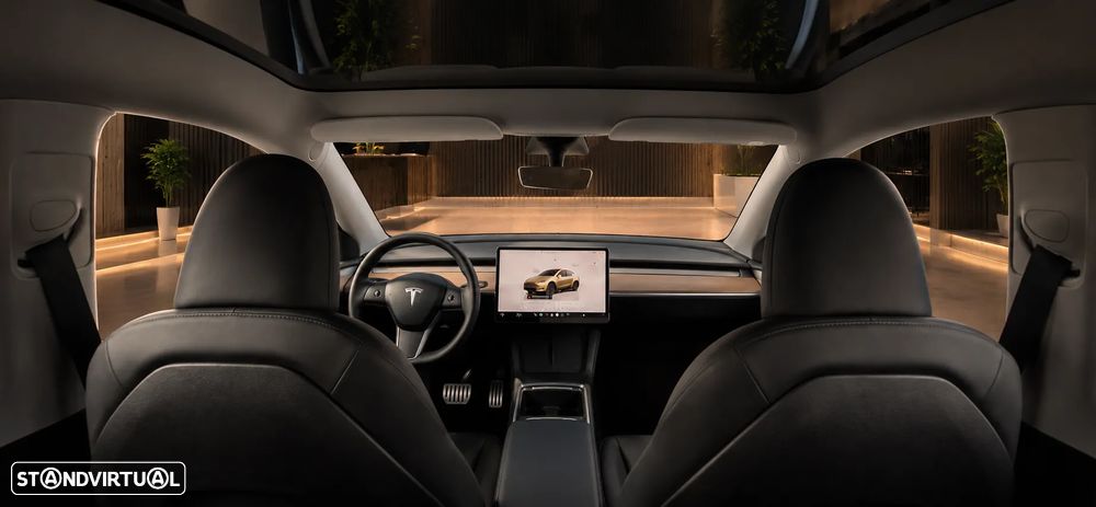 Tesla Model Y Performance Dual Motor AWD - 6